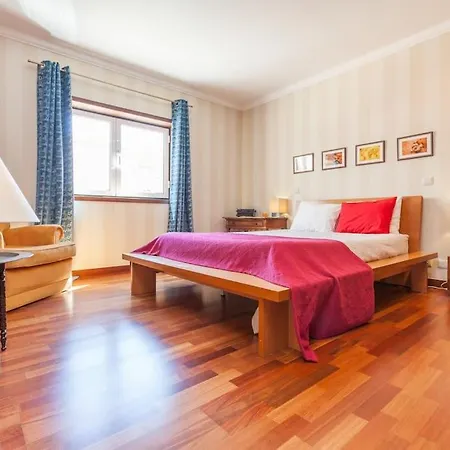 Apartment Sweet - 4 *